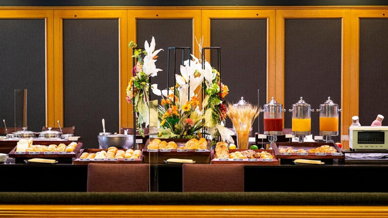 Hotel Agora Regency Osaka Sakai Sakai  Exterior foto A buffet at a hotel